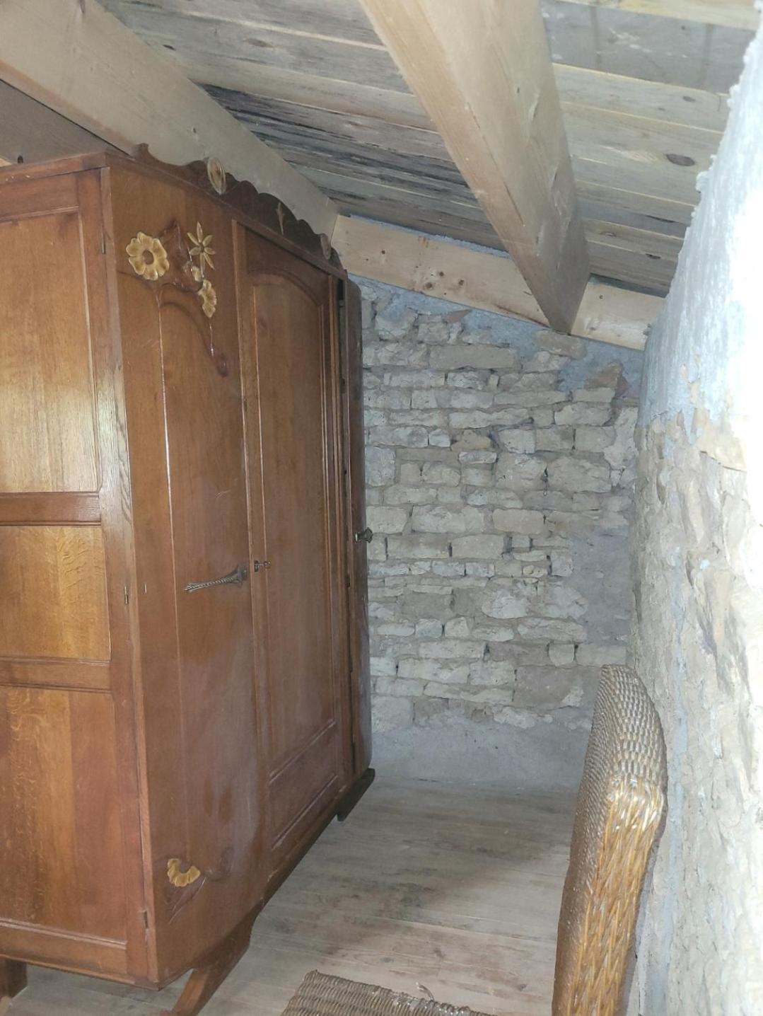 Nuit Insolite, Chambre Au Dessus D'Une Etable La Chapelle-Themer Экстерьер фото